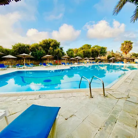 Basillica 3 Bedrooms Lejlighed *